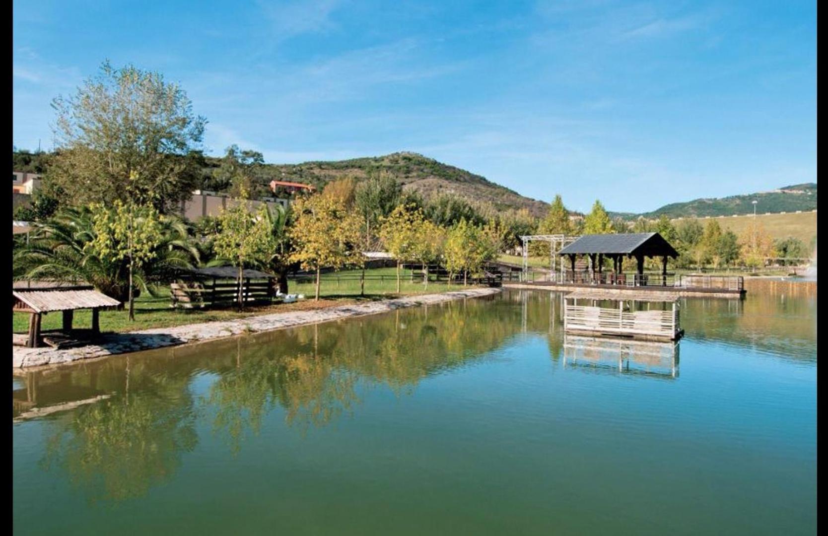 Case Vacanza E Camere In Villa Isabella Con Parcheggio Custodito E Wifi Gioia Del Colle Bagian luar foto