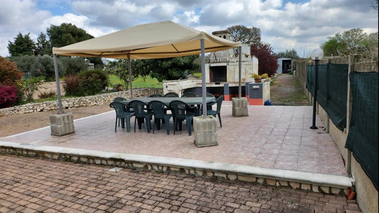 Case Vacanza E Camere In Villa Isabella Con Parcheggio Custodito E Wifi Gioia Del Colle Bagian luar foto