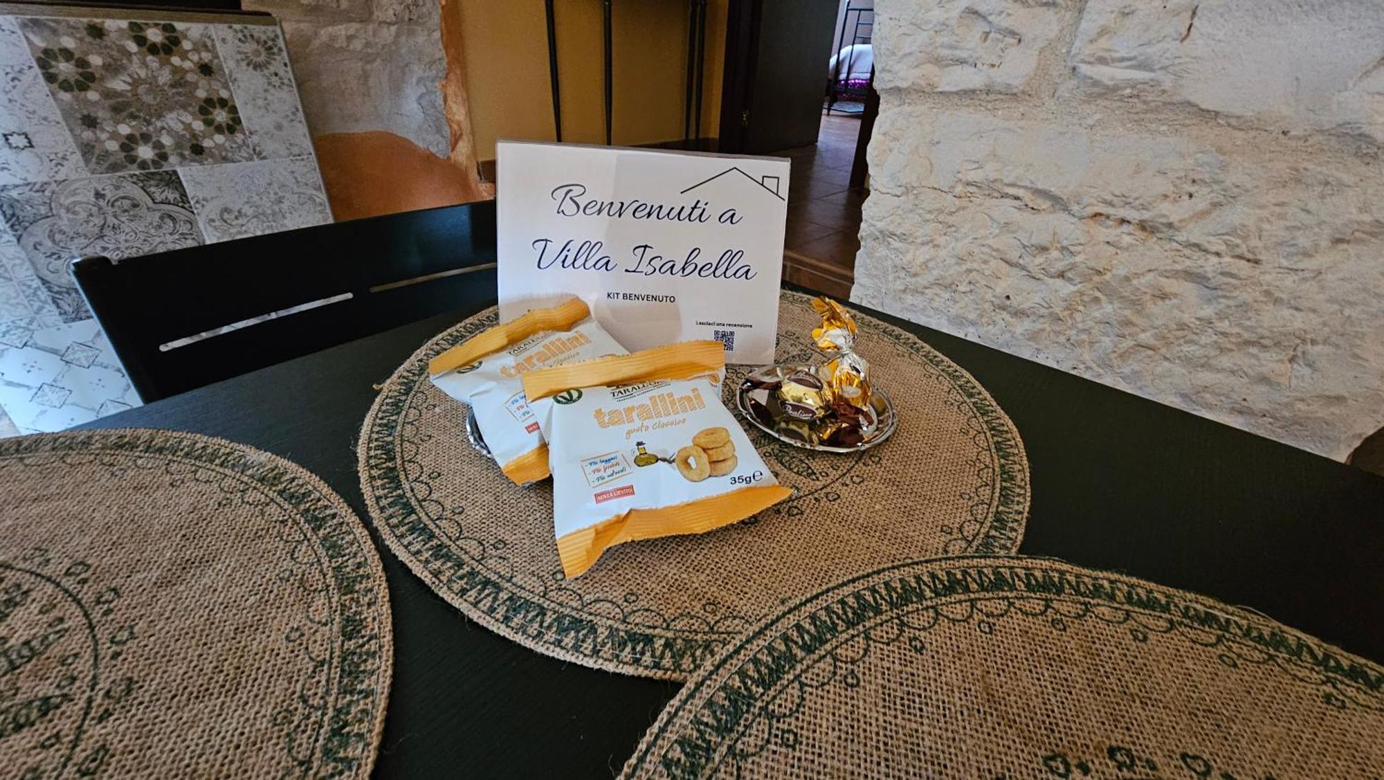 Case Vacanza E Camere In Villa Isabella Con Parcheggio Custodito E Wifi Gioia Del Colle Bagian luar foto